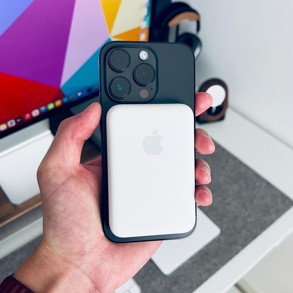 10000mAh Magnetic Wireless Power Bank - Fast Charging Android and iPhone both Suitable Power Bank