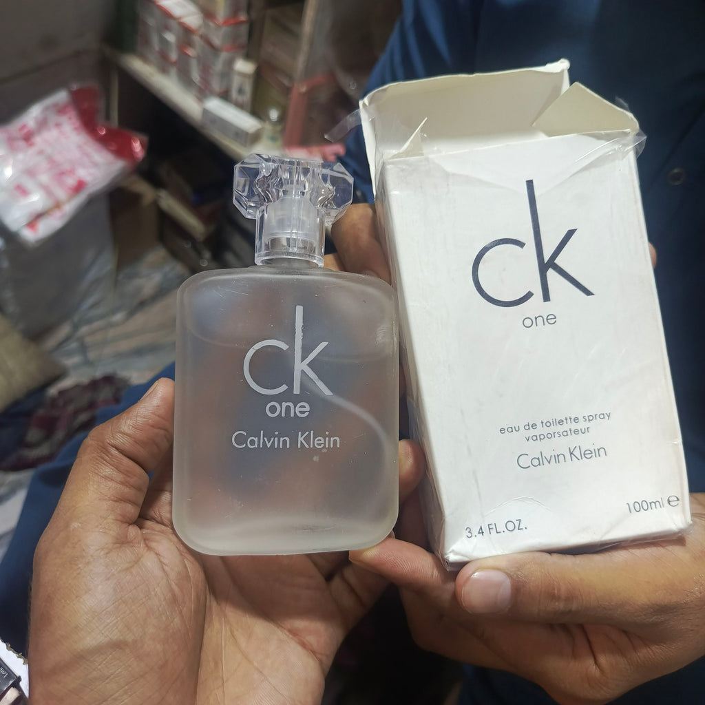 Calvin Klein CK One Eau De Toilette Spray Perfume – 100ml / 3.4 FL. OZ.