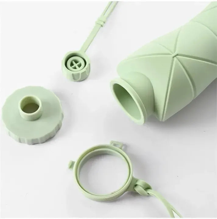 Silicone Folding Bottle | 600ML Silicon Foldable Bottle | Smart Travel Bottle Collapsible Design (Random Colour)